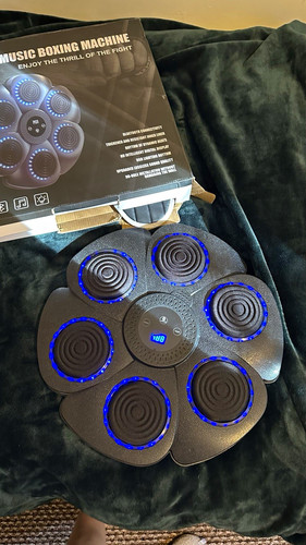 Music boxing machine - machine, bluetooth
