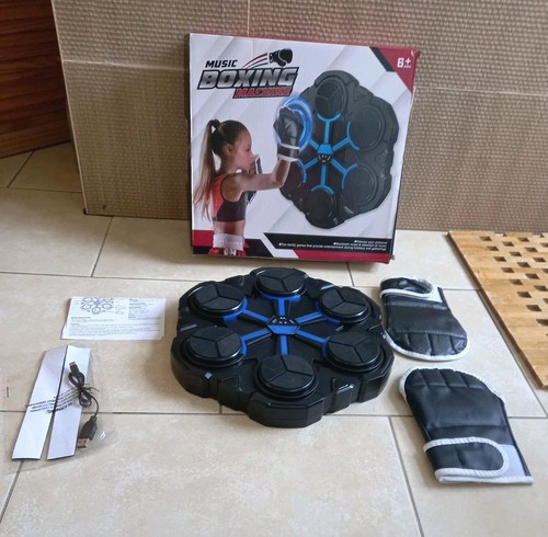 Music boxing machine target - music,
